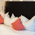 Hotel Zur Traube Hotell