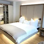 Hotell Hotel Zur Traube Ürzig