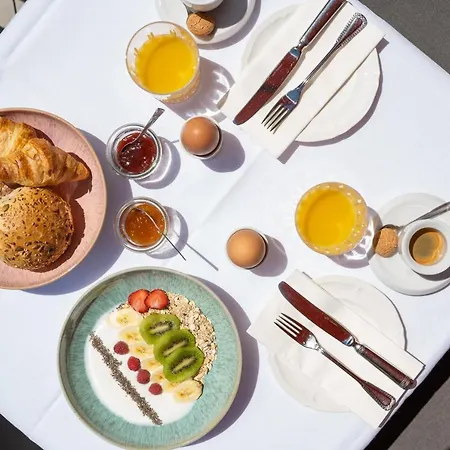 祖尔陶伯酒店 酒店