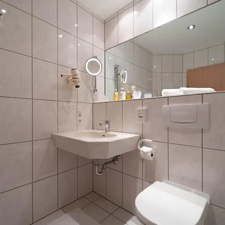 祖尔陶伯酒店 4* 乌尔齐希