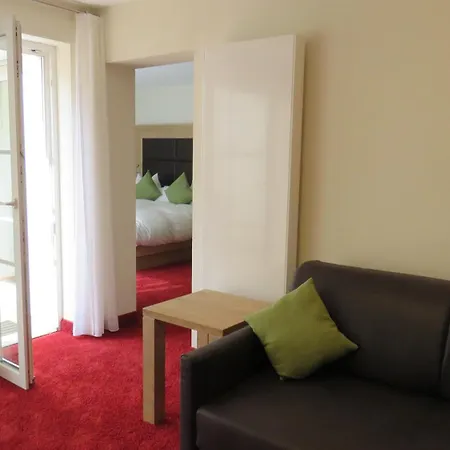 Zur Traube Hotel