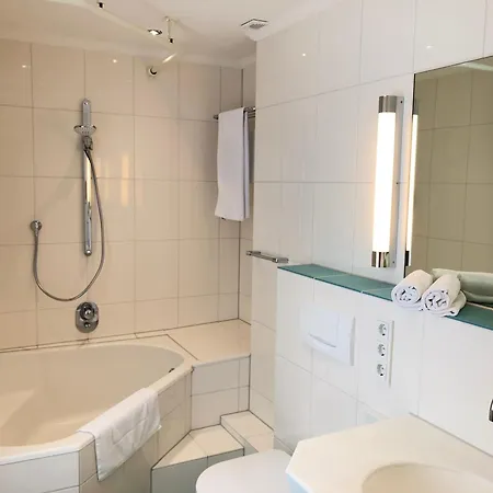 祖尔陶伯酒店 4* 乌尔齐希