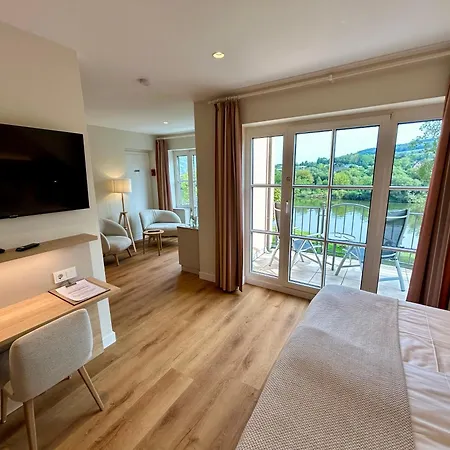 Zur Traube Hotel Ürzig