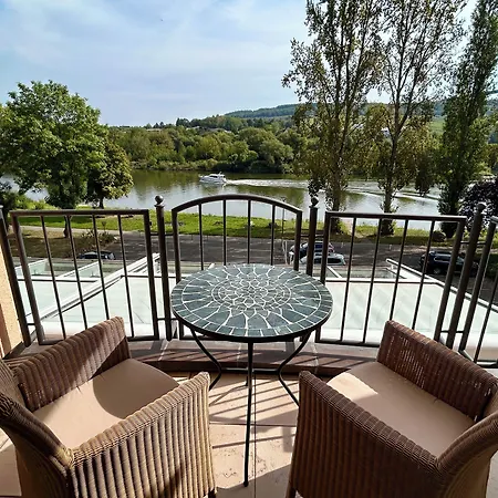 祖尔陶伯酒店 酒店