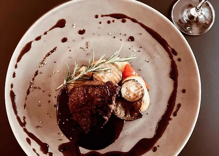 מלון Zur Traube 4*